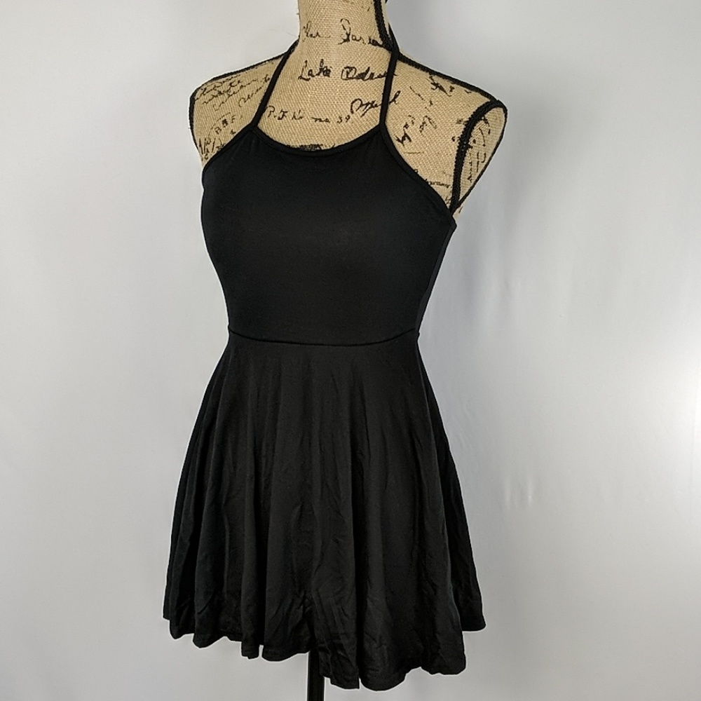 Halter tie flare skirt athletic dress - Picture 4 of 8